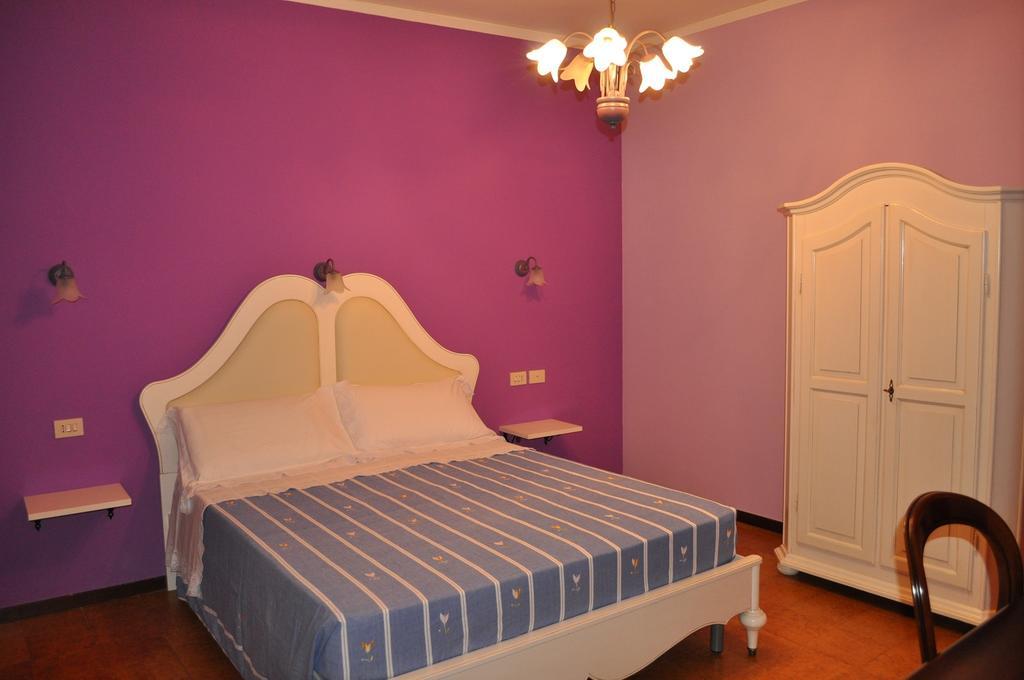 L' Aia Antica Bed and Breakfast Veroli Værelse billede